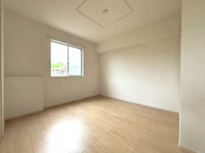 【寝室】 | ロータス南島田Ａ