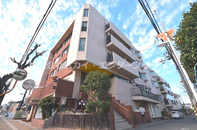 ラフォール寝屋川Ａの外観|建物外観を気になさる方へ、見た目の良い物件です