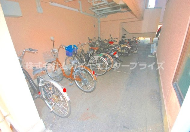 ラフォール寝屋川Ａのその他共用部分|駐輪場ございます◎