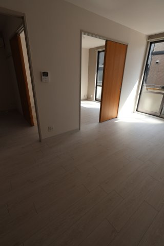 レジデンシャルB棟の居間・リビング