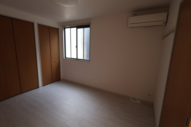 レジデンシャルB棟の居間・リビング