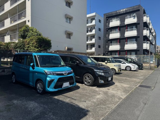 【駐車場】