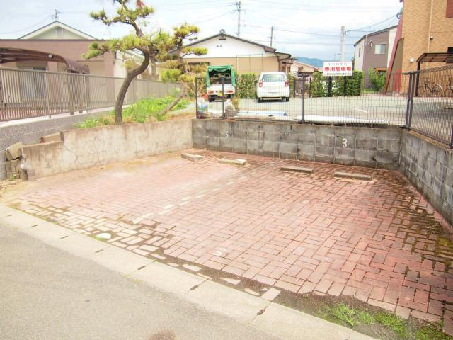 インポート久留米ルビーⅡの駐車場