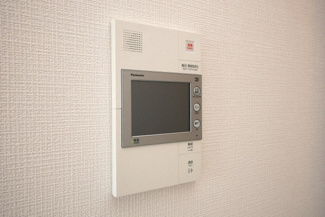 【セキュリティ】 | エスリード弁天町ルシェンテ | モニター付きインターホンです