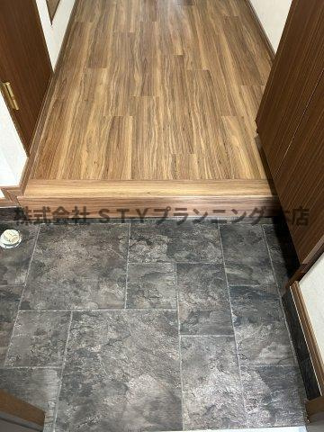 仲介手数料０円！ロアールの玄関