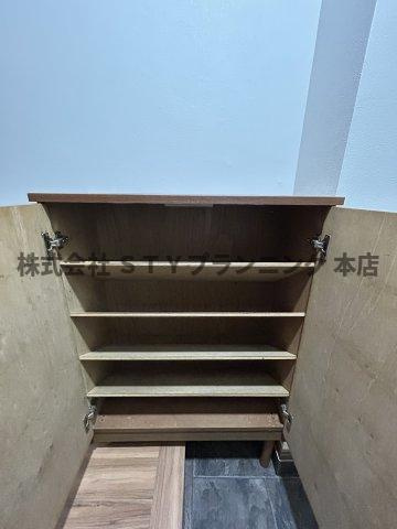 仲介手数料０円！ロアールの収納