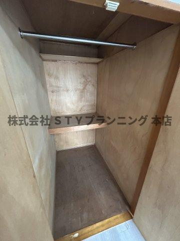 仲介手数料０円！グランデュール若清の収納