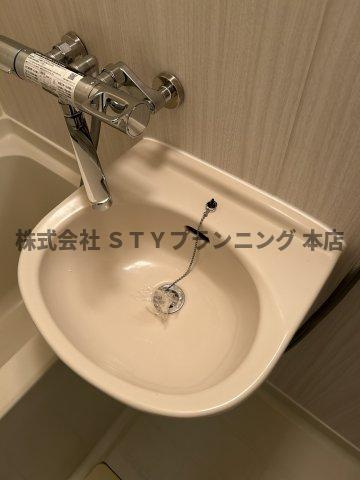 仲介手数料０円！グランデュール若清の洗面所