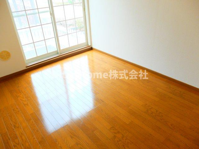 メゾン・フォレストB棟の子供部屋|全室フローリングのお部屋です☆
