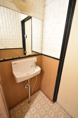 【洗面所】 | 谷山ハイツ　1階テナント2部屋