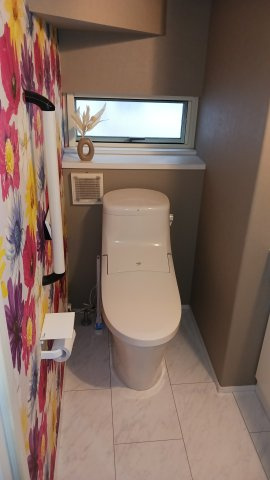 山手町5丁目　アイデザインホームのトイレ