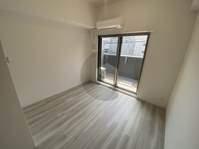 インザライフ大阪EAST RESIDENCEの居間・リビング