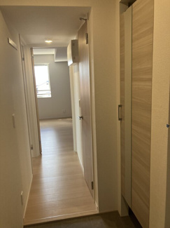 【玄関】 | D-ROOM東手城 | 落ち着いた玄関です