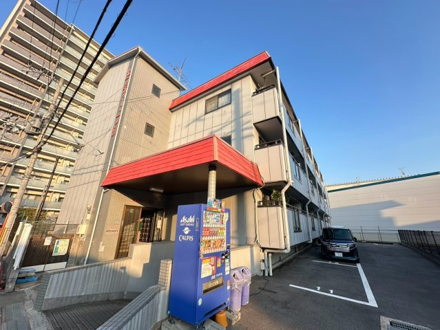 セフティーフジの外観