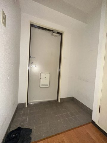セフティーフジの玄関
