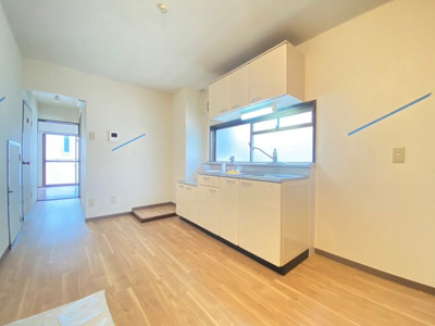 【居間・リビング】 | 上穂ハイツ