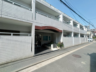 【外観】 | 敷地すべてに管理が行き届いていて、安心できます。まず、清潔です。