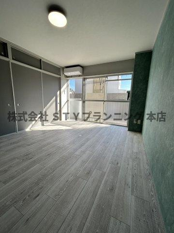 仲介手数料０円！ハイツ扇の洋室