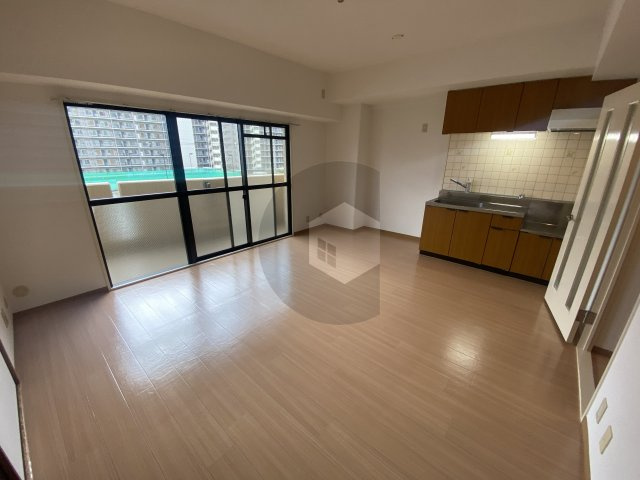 フローリッシュ北田の居間・リビング