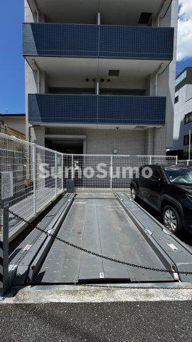 Volare Aqua Placeの駐車場