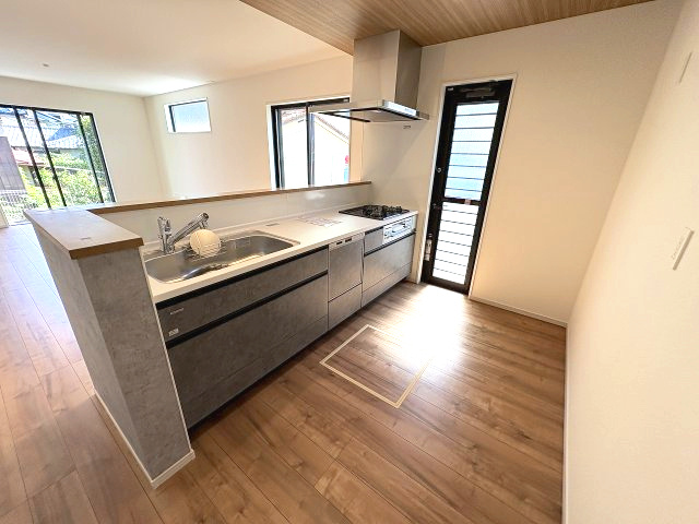【キッチン】 | 春日市須玖南6丁目2期　1号棟（全2棟）【仲介手数料無料・0円】 | 現地写真。
