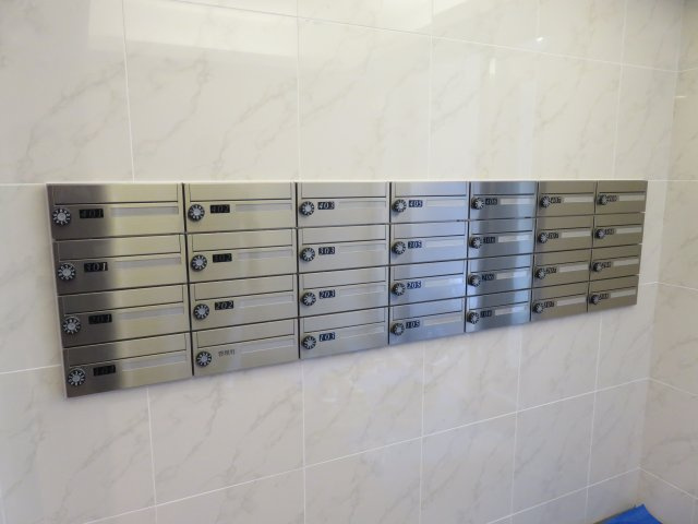 京都市伏見区新町１２丁目の賃貸マンションのその他共用部分|ポストです。