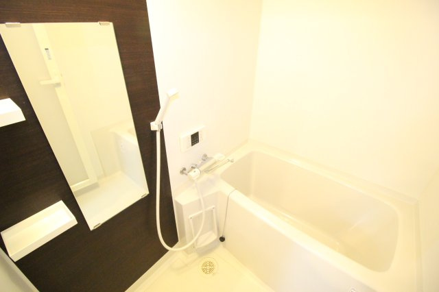 京都市伏見区新町１２丁目の賃貸マンションの浴室|浴室です。