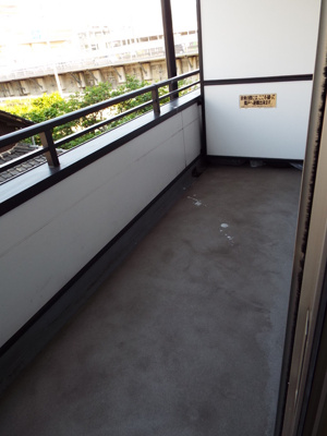 【バルコニー】 | バンガーデン | 東向き