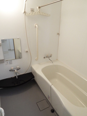 【浴室】 | バンガーデン | 追い焚き機能付き