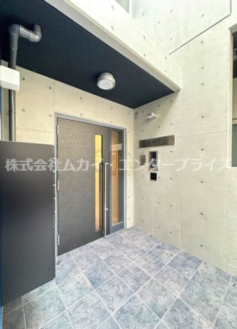 ジーイーユイットのエントランス|毎日通るエントランスはこのようになっています