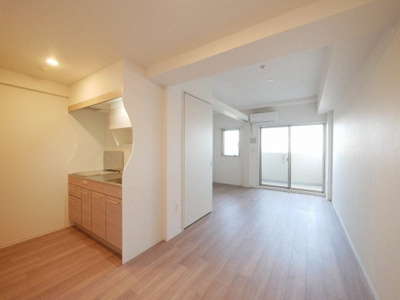 【洋室】 | セレニテ西中島アリア弐番館 | 広々とした洋室です