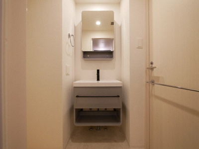 【独立洗面台】 | セレニテ西中島アリア弐番館 | 使いやすい独立洗面台です
