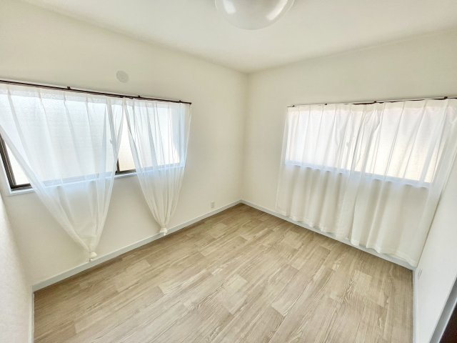 【中古戸建】伊勢崎市除ケ町の洋室|■洋室