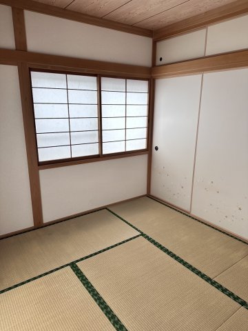 和泉市王子町戸建の和室