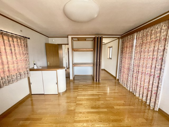 【中古戸建】高崎市箕郷町の洋室|■洋室