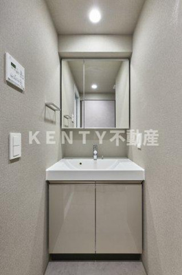 【洗面所】 | プラウドフラット大井町 | コンパクトで使いやすい洗面所