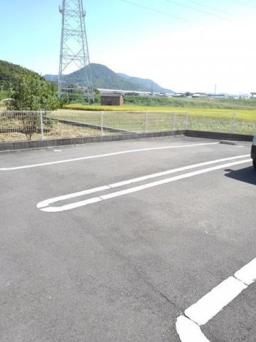【駐車場】 | ドリーム・８０Ａ