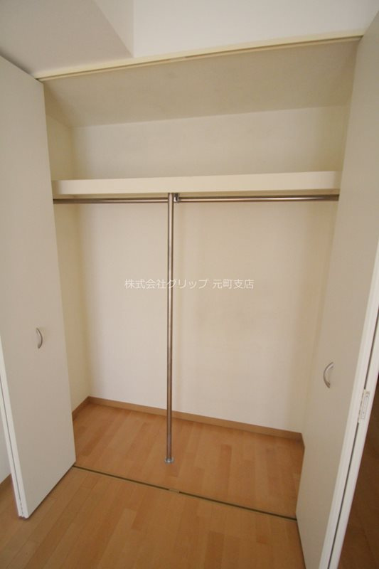 ドゥーエ横濱台町の収納