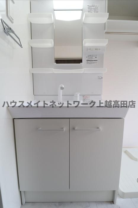 セレーノ ビオラの独立洗面台|洗髪洗面化粧台（同室タイプ２０１号室の画像を掲載）