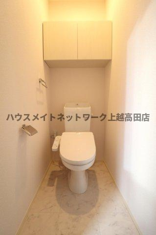 セレーノ ビオラのトイレ|温水洗浄暖房便座（同室タイプ２０１号室の画像を掲載）