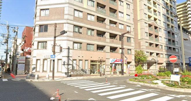 草津市大路１丁目の店舗一部の外観