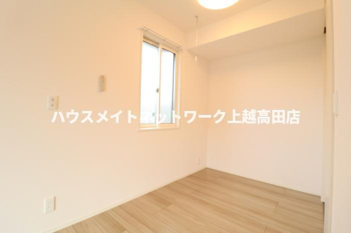 ナゴミエル/エミアス ナゴミエルの内装|洋室