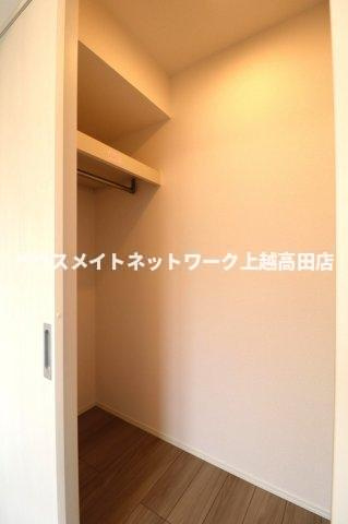 ナゴミエル/エミアス ナゴミエルの収納|ウォークインクローゼット