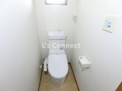 【トイレ】 | ＴＫ２２ | 温水洗浄便座付きのトイレ。