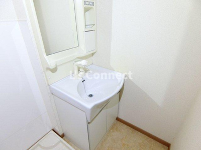 【洗面所】 | ＴＫ２２ | 朝の支度もスムーズな独立洗面台。