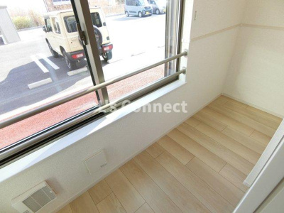 【内装】 | Ｒａｙ（レイ） | サンルームで天気を気にせず洗濯できます。