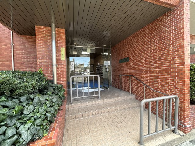 エバーライフ通町のエントランス