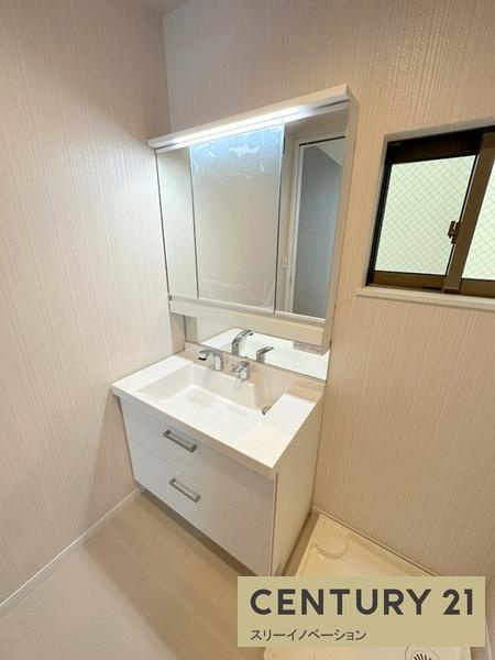 小林東2丁目新築戸建３号地の独立洗面台