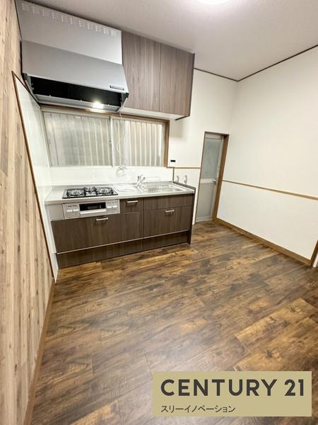 北村2丁目中古戸建の居間・リビング|ダイニングスペース！