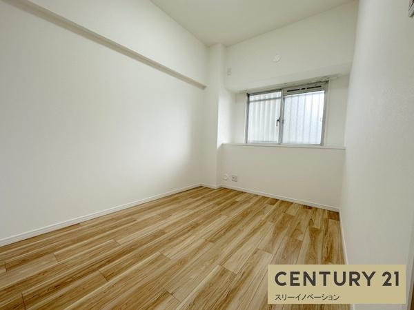 グリーンコーポ大正の洋室